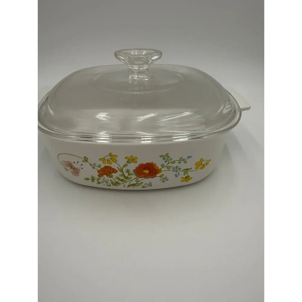 1980's CorningWare 2 Litter Casserole Dish